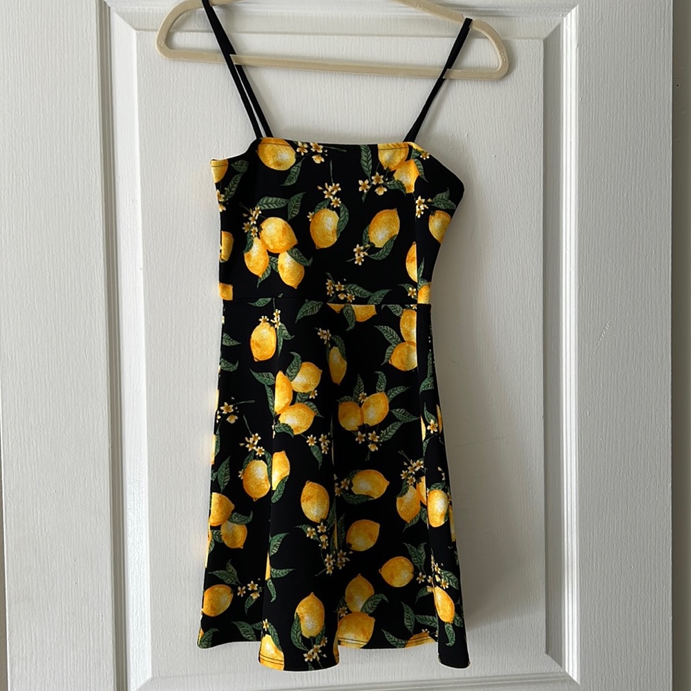 H&M 🍋 LEMONS DRESS SIZE 4